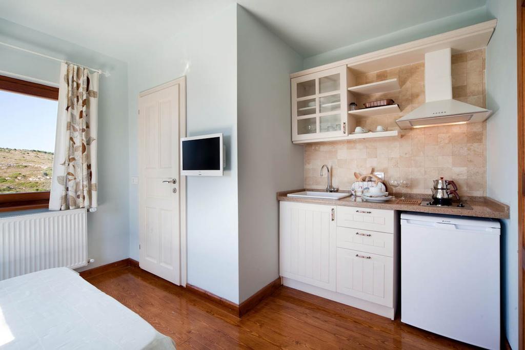 Mavikarga Bozcaada Bed & Breakfast Bilik gambar